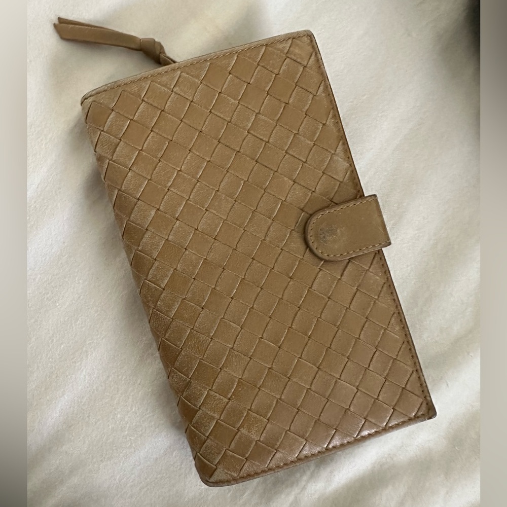 Bottega Veneta wallet